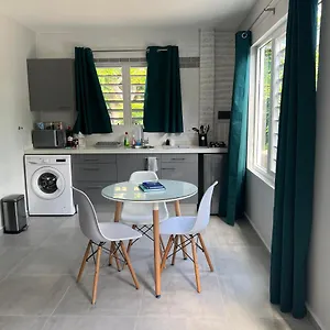https://tropical-escape-spanish-water-studio-curacao.comcaribbean.com
